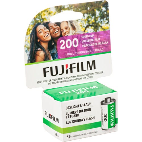 Fujifilm 200 Color 35mm Roll Film - 36 Exposures