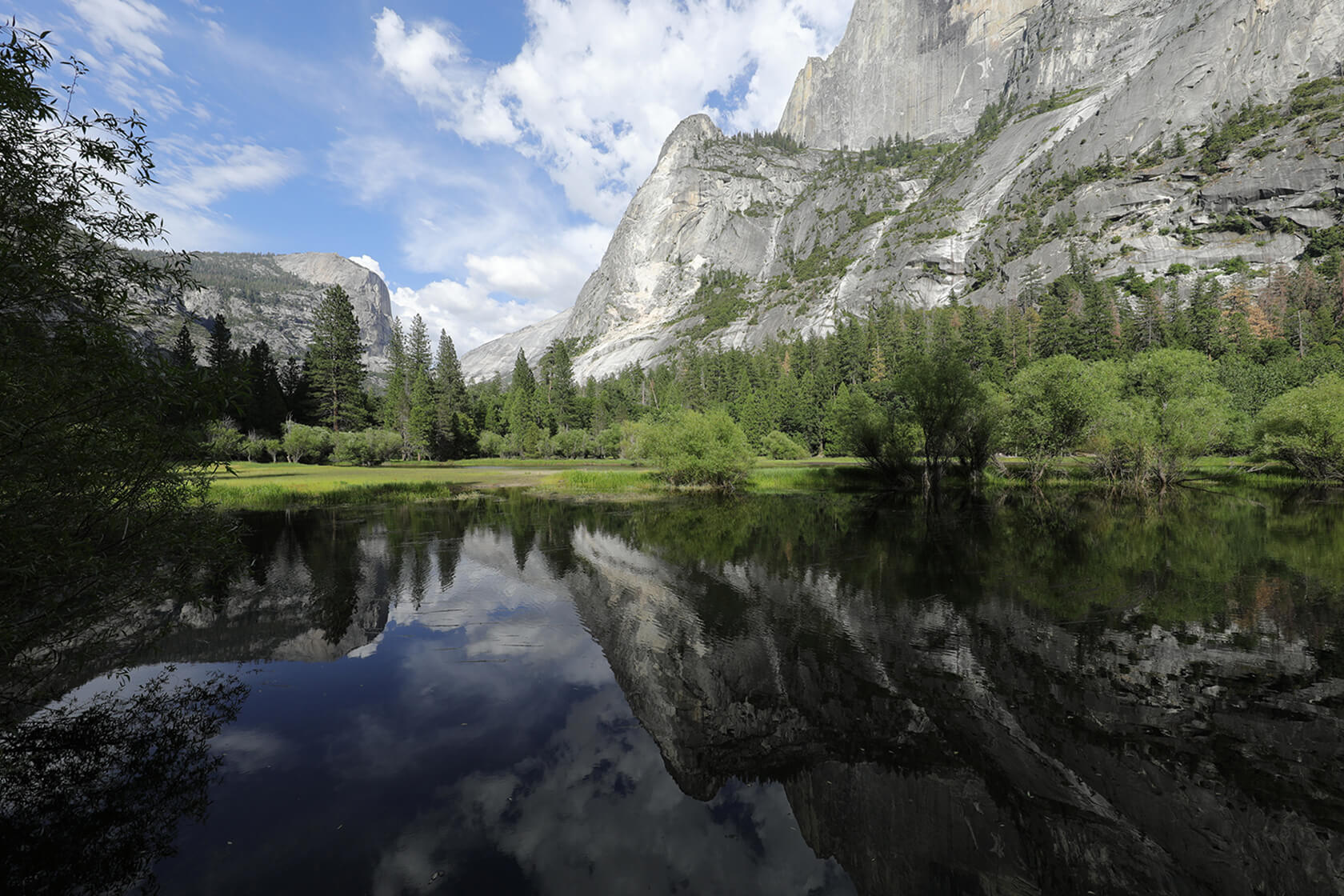 Lake by the mountain, taken with Canon EOS 5D Mark IV