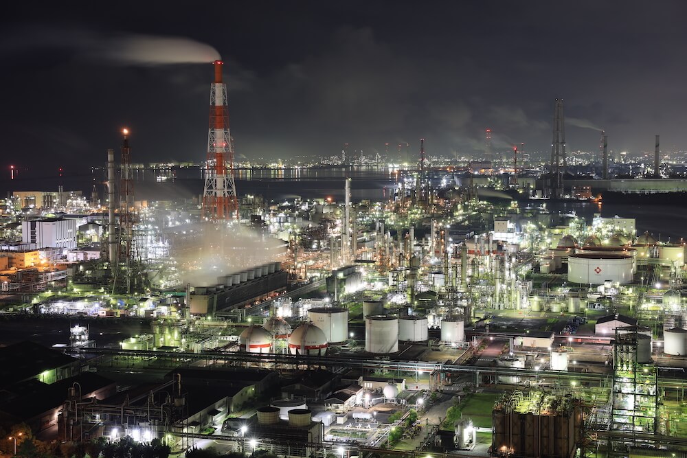 A factory at night, taken using the Canon EOS R3