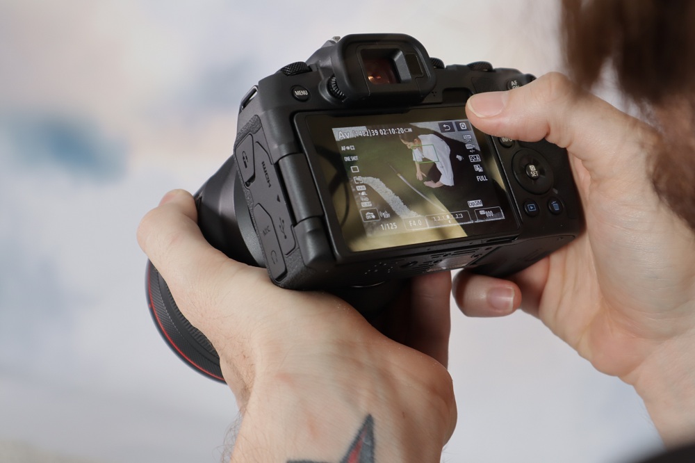 display screen of the new canon eos rp