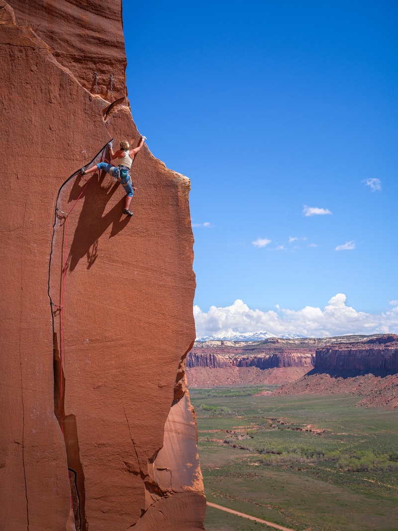 rock climber photo taken with the fujifilm gfx100